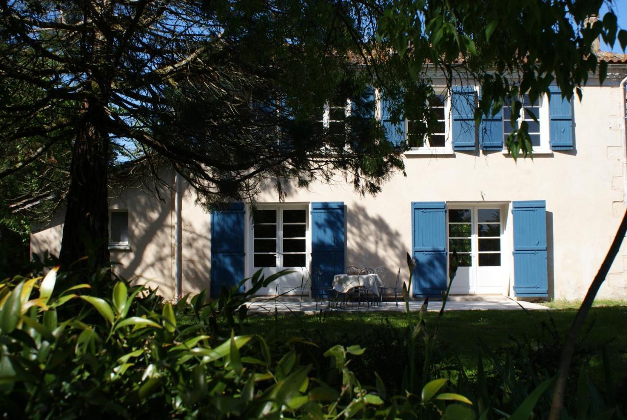 Villa Château De Grenier Gite à Saint-Léger Extérieur photo